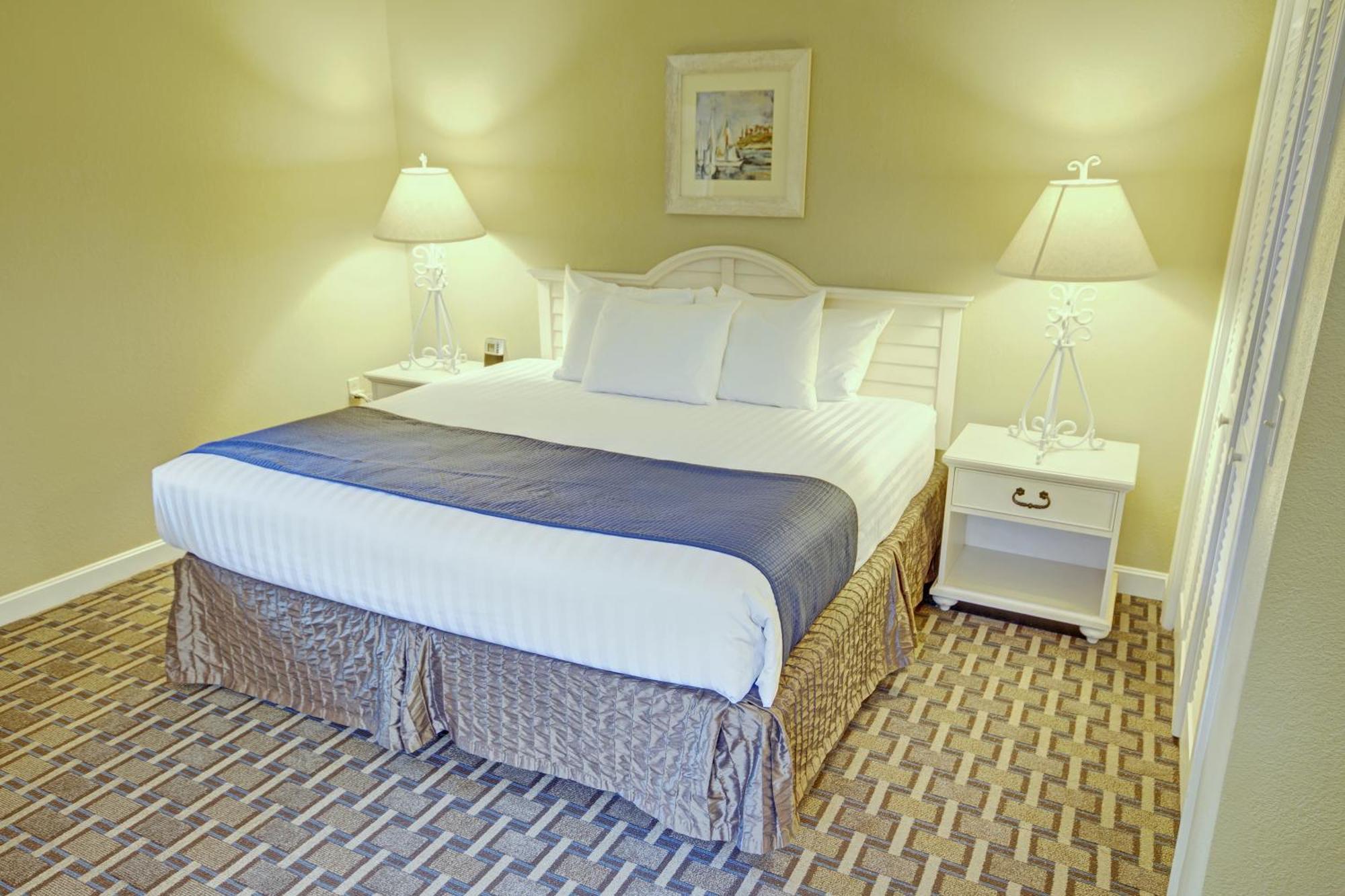 วินด์แฮม นิวพอร์ต โฮเวอร์ลุค Hotel เจมส์ทาวน์ ภายนอก รูปภาพ